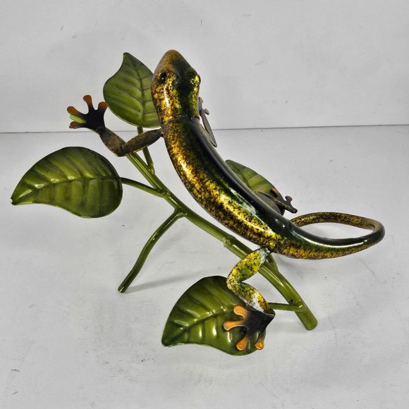 Metal Lizard Gecko Branch Leaf Sculpture Decorative - Picture 3 of 8